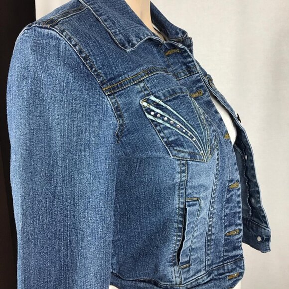 Djeans Fitted Bedazzled Jean Jacket Size 7/8 With Pockets,Buttons. Preloved - Picture 3 of 4